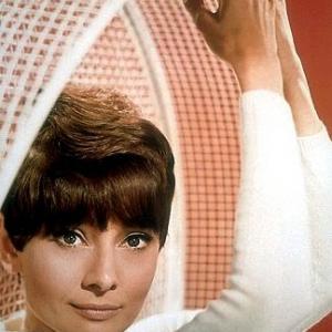 33351 Audrey Hepburn C 1966