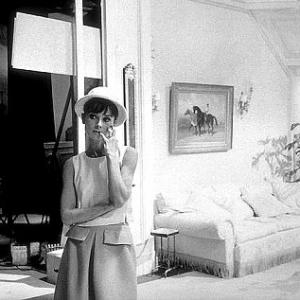 331037 Audrey Hepburn on the set of Paris When It Sizzles