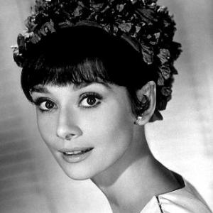 33-2297 Audrey Hepburn C. 1961