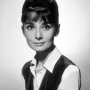 332308 Audrey Hepburn