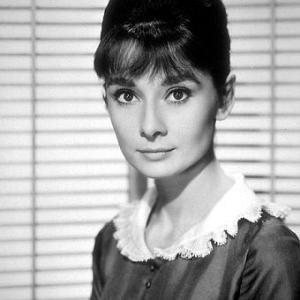 33-2309 Audrey Hepburn