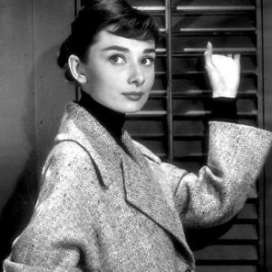 33-2295 Audrey Hepburn C. 1957
