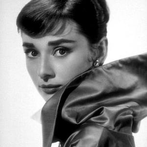 33-2296 Audrey Hepburn C. 1957