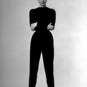 33-348 Audrey Hepburn C. 1953