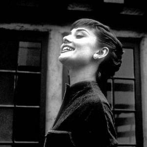 33-2237 Audrey Hepburn on the Paramount Studios lot on her first trip to Hollywood