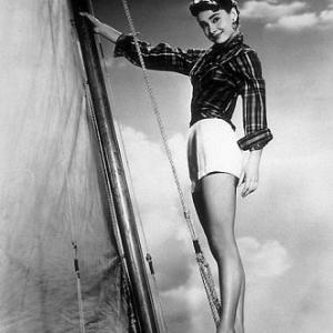33107 Audrey Hepburn in Sabrina C 1952