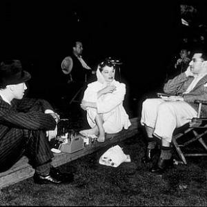 7221004 Katharine Hepburn James Stewart Dir George Cukor on location for The Philadelphia Story 1940 MGM