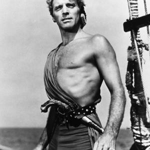 Still of Burt Lancaster in The Crimson Pirate 1952