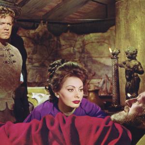 Still of Alec Guinness Sophia Loren and Stephen Boyd in The Fall of the Roman Empire 1964