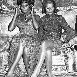 Sophia Loren with mother during the premiere of Cera Una Volta 1967
