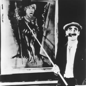 Still of Groucho Marx and Harpo Marx in Horse Feathers (1932)