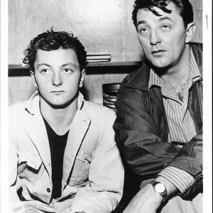 Still of Robert Mitchum and James Mitchum in Thunder Road (1958)