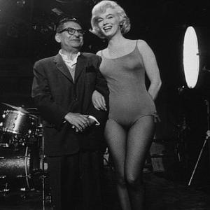 M.Monroe & Sidney Skolsky © 1952