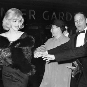 Marilyn Monroe arriving at the Capitol Theater for the Premiere of The Misfits c 1961