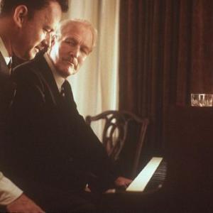 Still of Paul Newman and Tom Hanks in Road to Perdition 2002