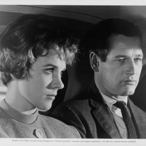 Still of Paul Newman and Julie Andrews in Torn Curtain 1966