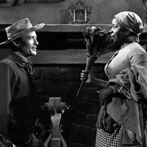 Still of Gregory Peck and Butterfly McQueen in Duel in the Sun 1946