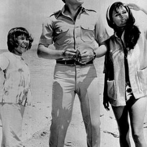 Elvis Presley and Marianna Hill in Paradise Hawaiian Style Paramount 1966