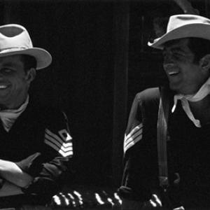 Frank Sinatra and Dean Martin in Sergeants 3 1962