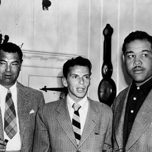 Frank Sinatra with boxing champions Joe Louis and Jack Dempsey c1947