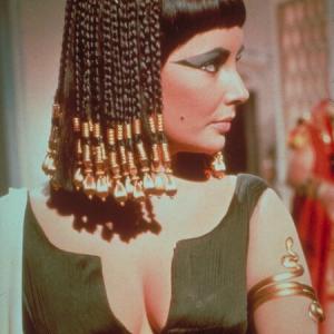 Still of Elizabeth Taylor in Cleopatra 1963