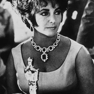 Elizabeth Taylor with her Academy Award for Butterfield 8