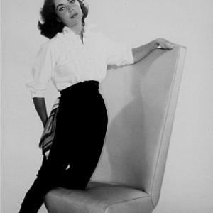 Elizabeth Taylor C 1956