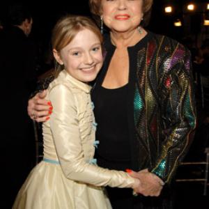 Shirley Temple and Dakota Fanning at event of 12th Annual Screen Actors Guild Awards (2006)