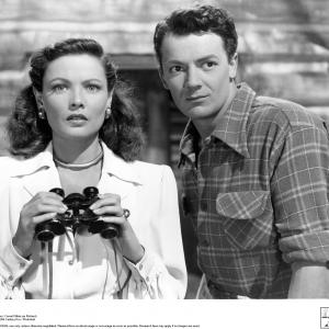 Still of Gene Tierney and Cornel Wilde in Leave Her to Heaven 1945