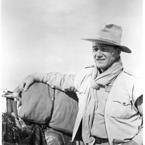 Still of John Wayne in Legend of the Lost 1957