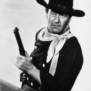Still of John Wayne in The Searchers 1956