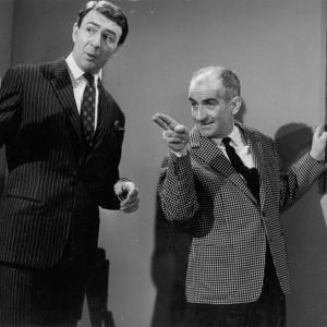 Still of Louis de Funs and JeanPierre Marielle in Lets Rob the Bank 1964
