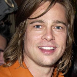Brad Pitt at event of About Schmidt 2002