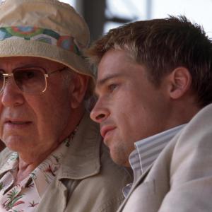 Still of Brad Pitt and Carl Reiner in Ocean's Eleven (2001)