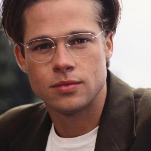 Still of Brad Pitt in The Favor (1994)