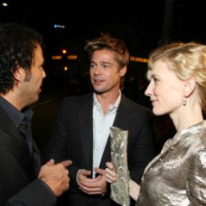 Brad Pitt, Cate Blanchett and Alejandro González Iñárritu at event of Babelis (2006)