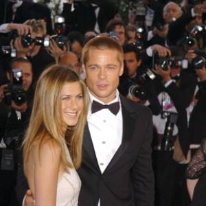 Brad Pitt and Jennifer Aniston at event of Troy 2004