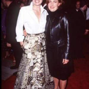 Gillian Anderson and Sharon Stone at event of The Mighty 1998