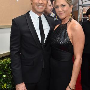 Jennifer Aniston and Justin Theroux at event of 72nd Golden Globe Awards 2015