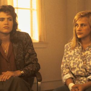 Still of Patricia Arquette and Heather Langenkamp in A Nightmare on Elm Street 3: Dream Warriors (1987)