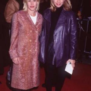 Patricia Arquette and Rosanna Arquette at event of Jackie Brown 1997