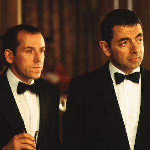 Still of Rowan Atkinson and Ben Miller in Johnny English (2003)