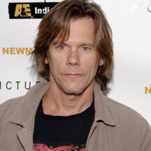 Kevin Bacon at event of Rock School 2005