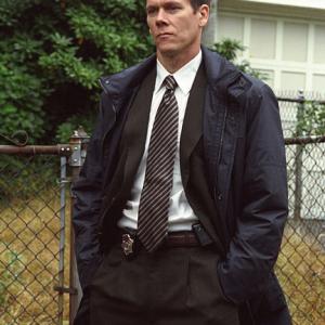 Still of Kevin Bacon in Mistine upe (2003)