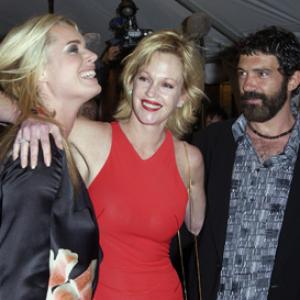 Antonio Banderas, Melanie Griffith and Rebecca Romijn at event of Femme Fatale (2002)