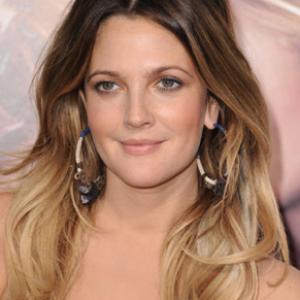 Drew Barrymore at event of Going the Distance 2010
