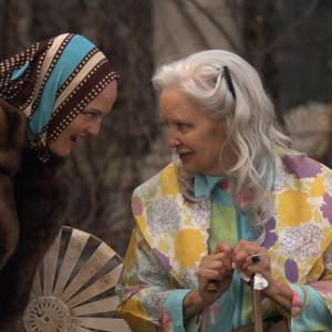 Still of Drew Barrymore and Jessica Lange in Grey Gardens 2009