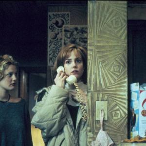 Still of Drew Barrymore and MaryLouise Parker in Boys on the Side 1995