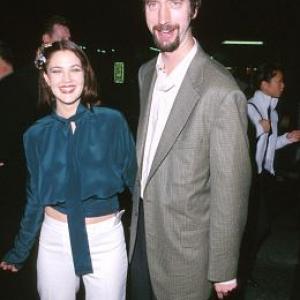 Drew Barrymore and Tom Green at event of Charlie's Angels (2000)