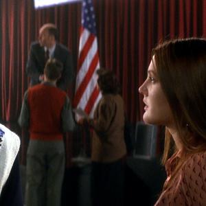 Still of Drew Barrymore and Beth Grant in Donnie Darko (2001)